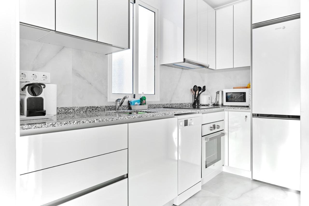 Lovely Sunny Apartment With Shared Pool And Private Parking Τορεβιέχα Εξωτερικό φωτογραφία